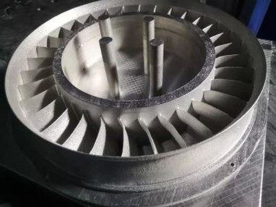 3D drukas tehnoloģija iesmidzināšanas veidņu detaļām